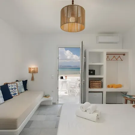 Ippokampos Beachfront Naxos City Exterior photo