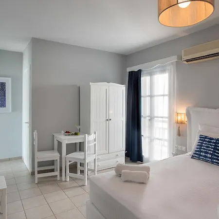Ippokampos Beachfront Naxos City Exterior photo